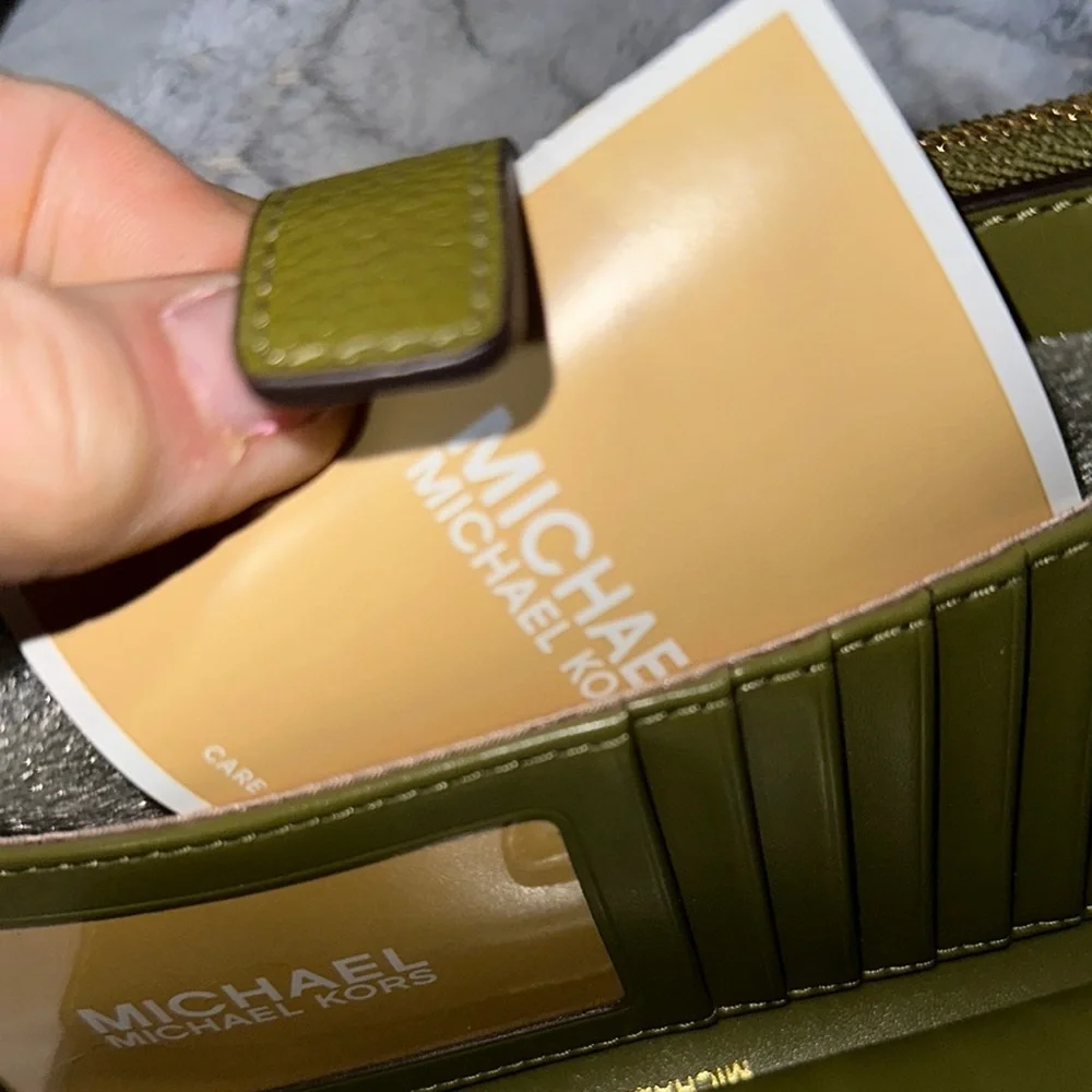 NWT Michael Kors Olive Green Wristlet holds phone two zip gold chain cute - Picture 9 of 13